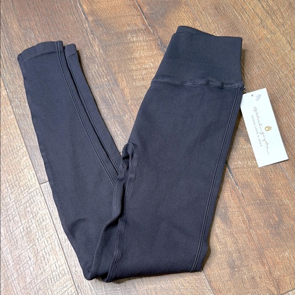 Spiritual Gangster dark grey leggings seamless compression size XS small new - Picture 1 of 9
